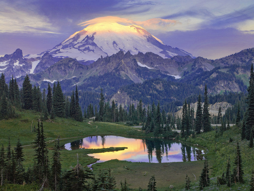 mount-rainier-sunrise